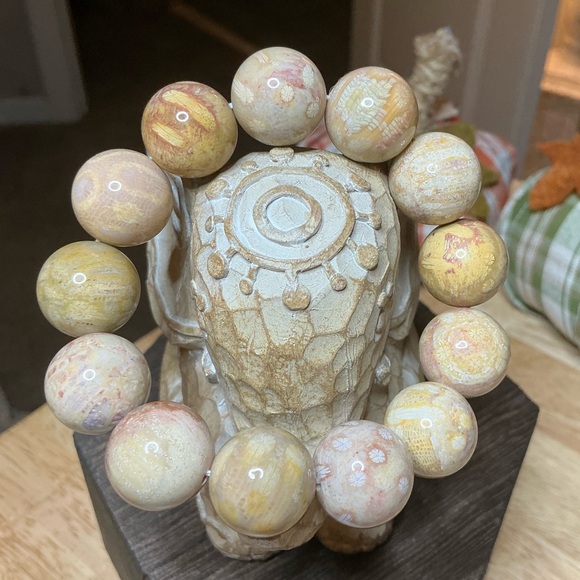 Tan and Dark Red Coral Jade 15mm